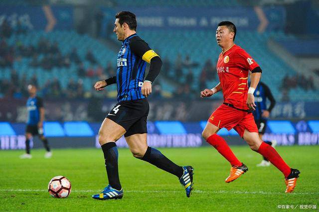 曼联尤文等队都找过齐达内 他只愿带皇马&法国